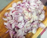 Foto langkah ke 1 dari resep Bawang goreng dengan tips.