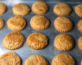A picture of step 8 of Chana biscuits.