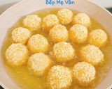 A picture of step 6 of Fried Sweet Potato Balls with Cheese.