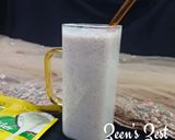 A picture of step 4 of Dragon Fruit and Coconut Milk Smoothie.