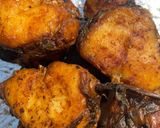 A picture of step 2 of Air fried fish.