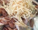 รูปขั้นตอนการทำที่ 3 ของ ผัดขิงหมูยอ
