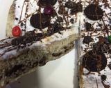 A picture of step 5 of Oreo pizza.
