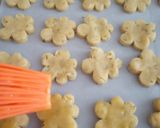 Foto langkah ke 6 dari resep Garlic Cheese Cookies.