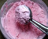 A picture of step 3 of Strawberry Ice cream.