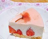 Hình bước làm 14 của món Sakura Strawberry Cheesecake - bánh phô mai dâu hoa anh đào