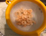 Foto del paso 1 de la receta: Camarones con tomates y garbanzos fríos
