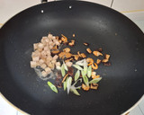 兼顧全家人的營養-芋頭排骨雙蛋粥的食譜步驟2照片