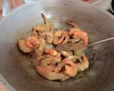 Foto langkah ke 3 dari resep Udang Goreng Ungkep.