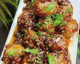कोरियन चिली गार्लिक पोटैटो बॉल्स (korean chilli garlic potato balls recipe in Hindi) रेसिपी चरण 4 फोटो