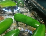 Foto del paso 1 de la receta: Chiles rellenos envueltos en tocino