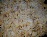Foto del paso 4 de la receta: Fideos coditos en salsa con arvejas