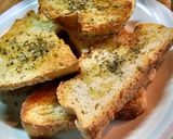 A picture of step 4 of Greek Village Salad (Horiatiki).