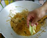 Gambar langkah 9 resipi Rendang Daging Istimewa.