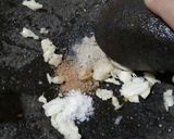 Foto langkah ke 1 dari resep Ayam Goreng Tepung.