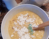 Foto del paso 4 de la receta: Cuadraditos de pera y manzana con pasas de uva, almendras