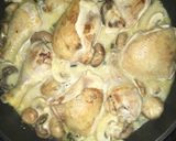 A picture of step 3 of Mushrooms and Chicken.