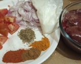 A picture of step 1 of Chicken kaleji.