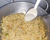 எக் நூடுல்ஸ் ரெசிபி ஸ்டேப் 5 புகைப்படம்