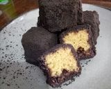 Foto langkah ke 7 dari resep Lamington cake dibalur oreo #serba6sdm.