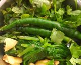 A picture of step 1 of Lahsuni Palak Khichdi.