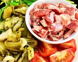 Hình bước làm 1 của món Canh Cải Chua Thịt Bò