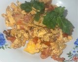 Foto langkah ke 4 dari resep Telur orak arik tomat ala Vietnam (Trung chien ca chua).