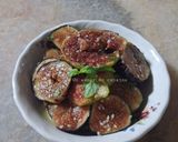 Une image de l'étape 6 de Carpaccio de figues à l'huile d'olive, sésame et menthe 🌱.