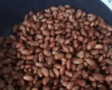 A picture of step 1 of Rajma sabji.