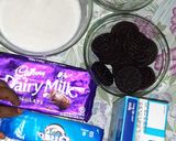A picture of step 1 of Chocolate mousse Trifle.