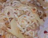 A picture of step 6 of Noodles Pakory.