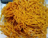 मक्की आटे के क्रिस्पी क्रंची सेव रेसिपी चरण 6 फोटो