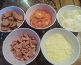 Foto langkah ke 6 dari resep Pizza Empuk Simple.