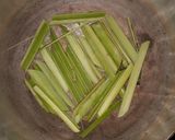A picture of step 4 of Chicken Tamales...🇸🇻.