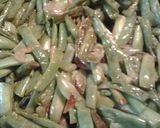 A picture of step 4 of Fresh pole bean in butter.