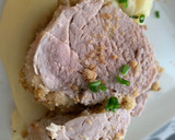 Foto del paso 9 de la receta: Solomillo de cerdo crujiente sobre base de puré al aroma de ajo dulce