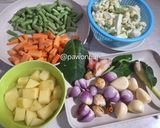 Foto langkah ke 1 dari resep Kare Sayuran.