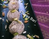 A picture of step 6 of Coconut Ladoo.