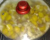 A picture of step 3 of Curried shredded chicken potatoes.