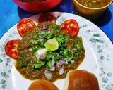A picture of step 13 of Hariyali Pav bhaji.
