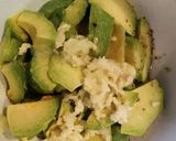 Aszalt paradicsomos - bazsalikomos avokádókrém recept fázis 3 fotója