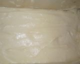 A picture of step 3 of Star cake.