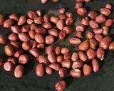 A picture of step 1 of Peanut Coconut Chutney.