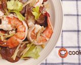 รูปขั้นตอนการทำที่ 1 ของ ขิงก็รากุ้งก็แรงส์ 😋 / กุ้งผัดขิงเห็ดหูหนู / Stir fried shrimps with ginger and black mushrooms 🦐 🍄