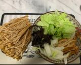 金滑菇燴白菜的食譜步驟1照片