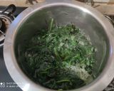 A picture of step 1 of Spinach Malai Paneer.