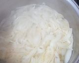 Foto del paso 1 de la receta: Tarta de cebolla y queso