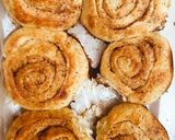 A picture of step 19 of Cinnamon Rolls.