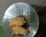Foto langkah ke 4 dari resep Ayam Tepung Tapioka Panir.