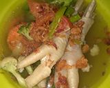 Foto langkah ke 4 dari resep Sop ceker ayam kampung.